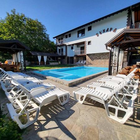 Family Hotel Bunara Brestnik Exterior photo